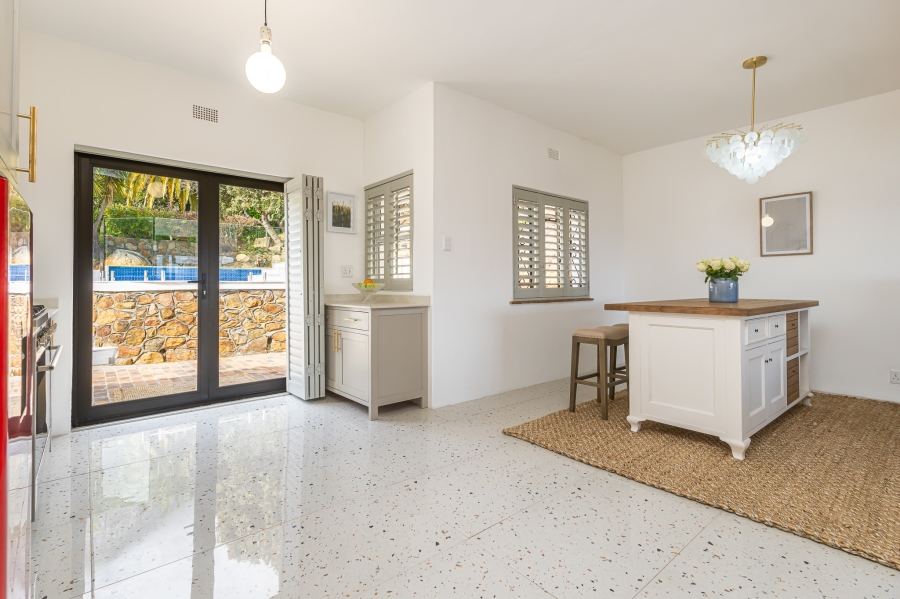 To Let 3 Bedroom Property for Rent in Camps Bay Western Cape